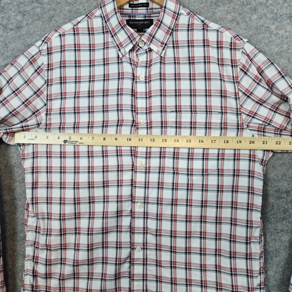 Banana Republic this white